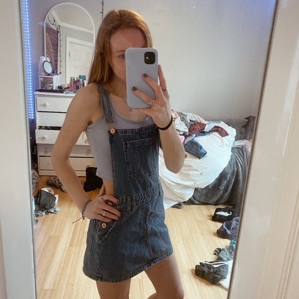 OVERALL DENIM DRESS. Size SMALL.